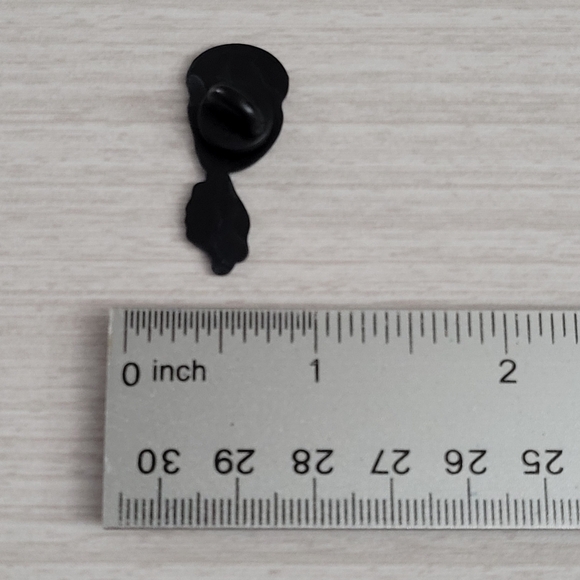 Pop Art Dramatic Mask Enamel Pin - Picture 6 of 10